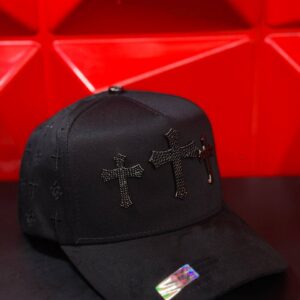 TRES CRUCES ALL BLACK